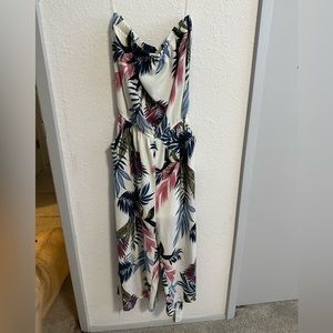 Pantsuit with tie around middle